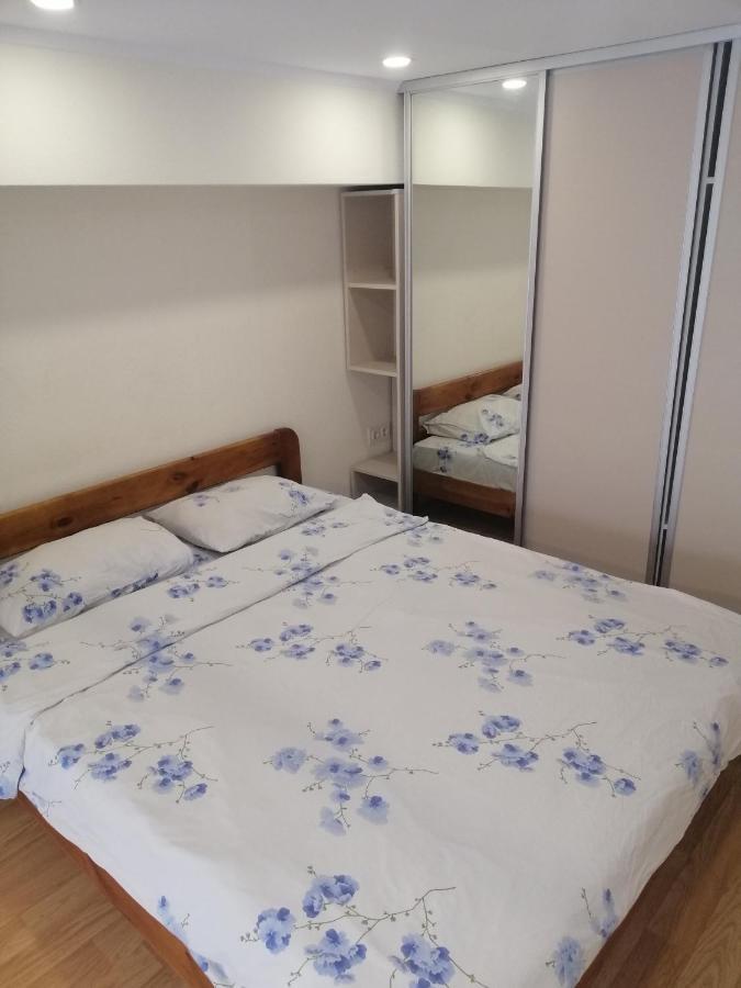 Cozy Smarthouse Apartman Kijev Kültér fotó